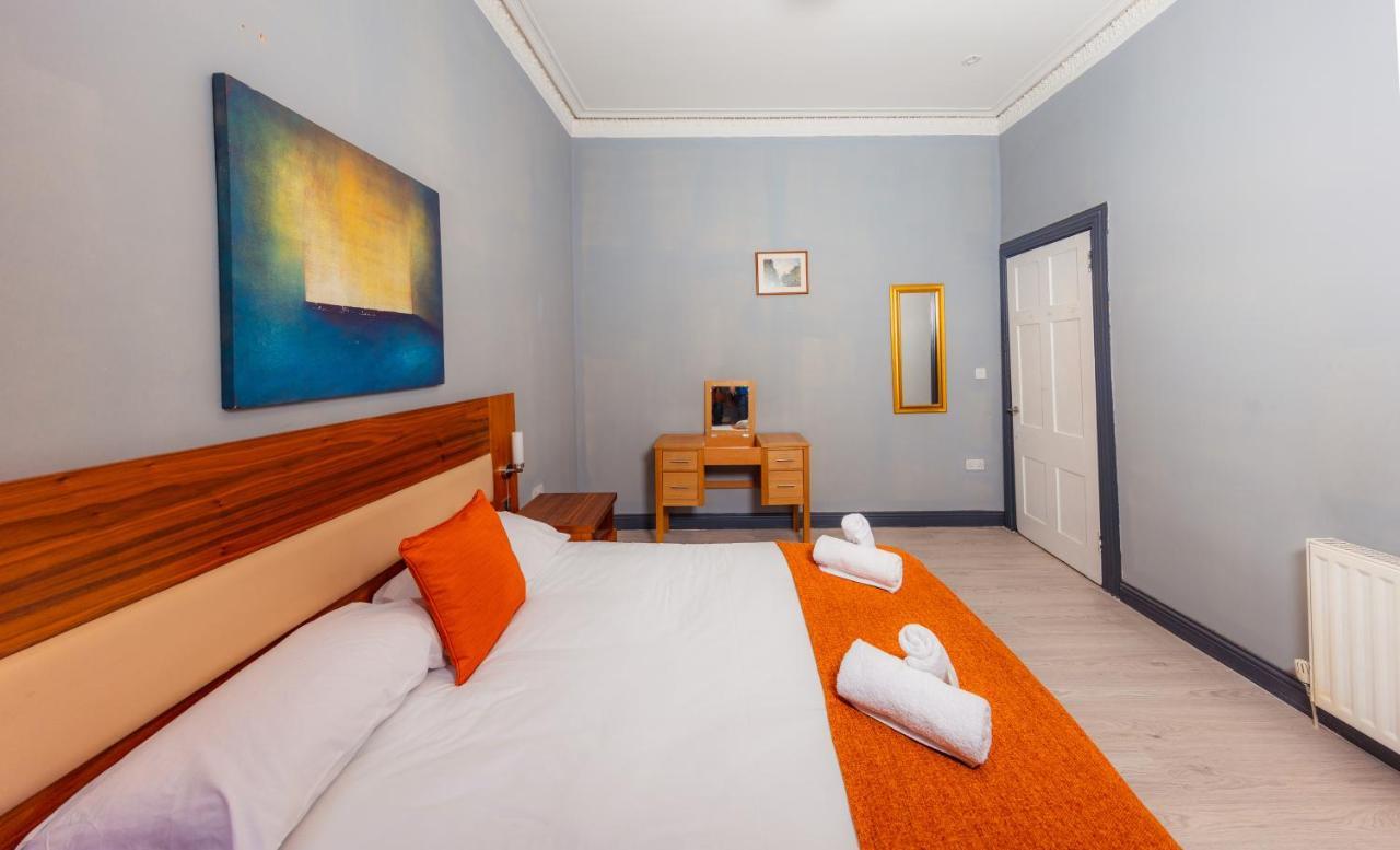 Calton Hill Victorian Old Town Apartment 에든버러 외부 사진