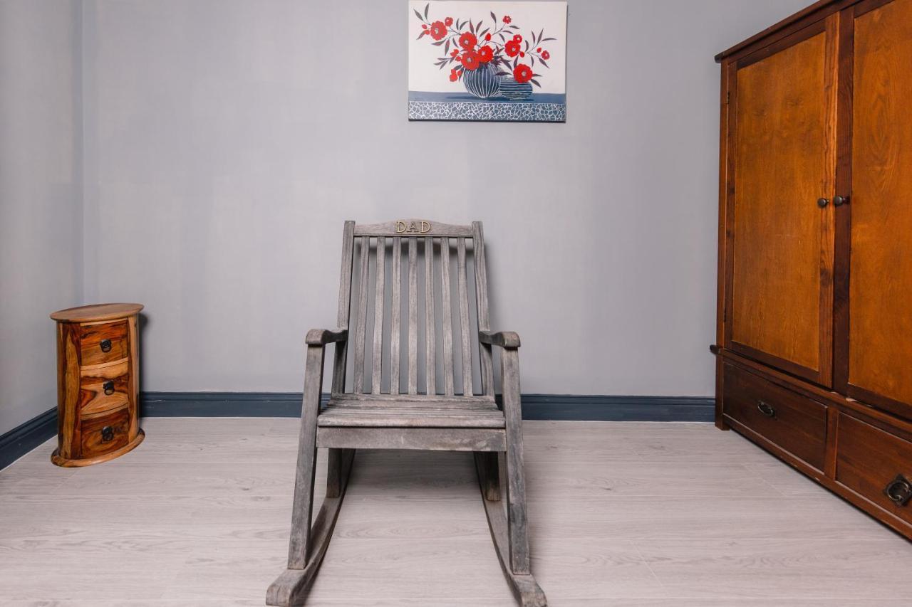 Calton Hill Victorian Old Town Apartment 에든버러 외부 사진