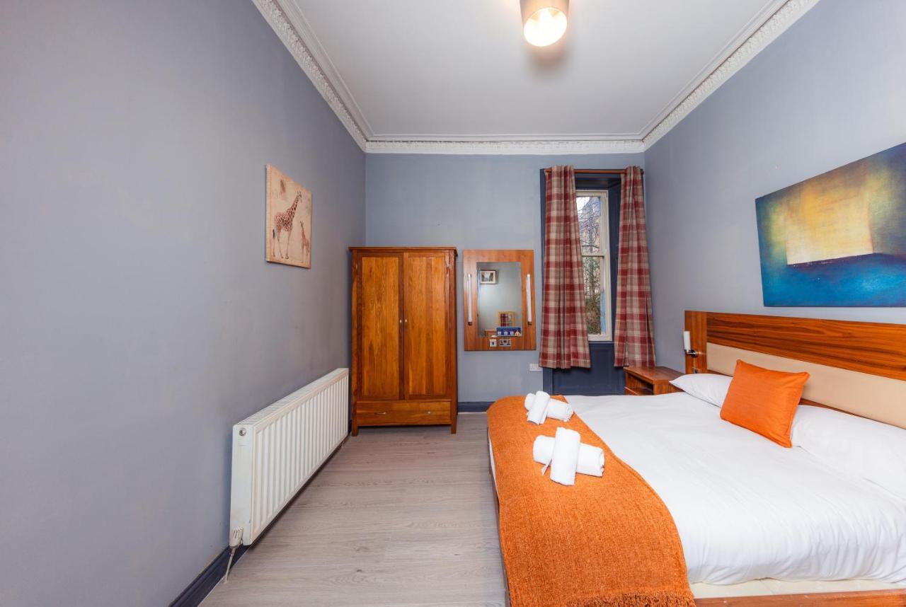 Calton Hill Victorian Old Town Apartment 에든버러 외부 사진